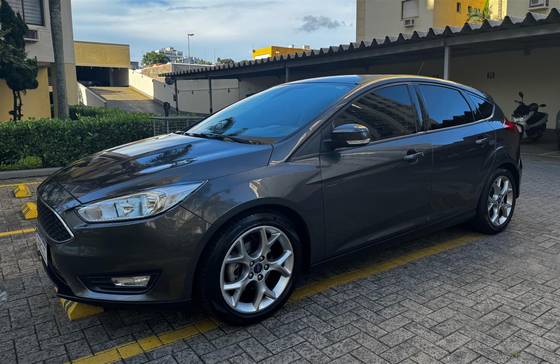 FORD FOCUS 2.0 SE 16V FLEX 4P POWERSHIFT